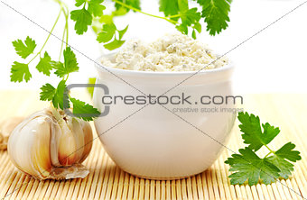 fresh cream cheese with garlic and parsley
