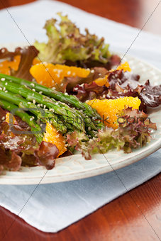 Asparagus salad with oranges and hemp seeds