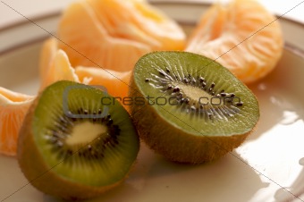 Kiwi and Clementine Tangerines