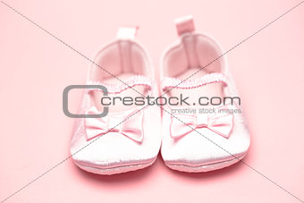 Baby girls pink booties