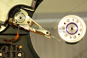 Close up of spindle of disk drive