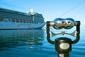 Binocular on a pier