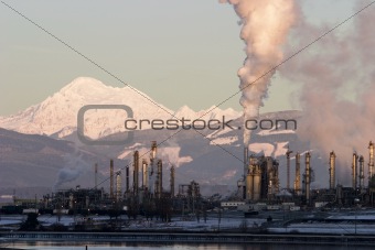 Oil Refinery With Steam