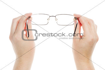Hands holding glasses 