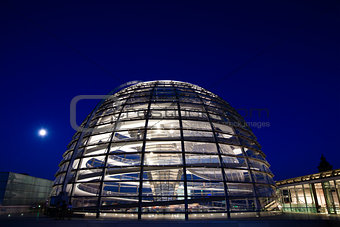 Reichstag dome exterior