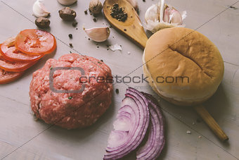 Raw burger