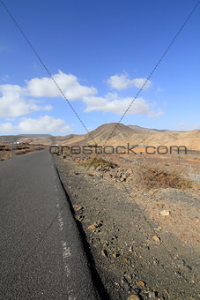 On the road (Fuerteventura - Spain)