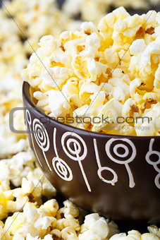 Fresh popcorn in bowl