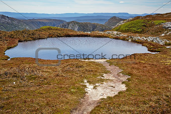 Alpine lake in Cradle Mountain - Lake St. Clair National Park, T