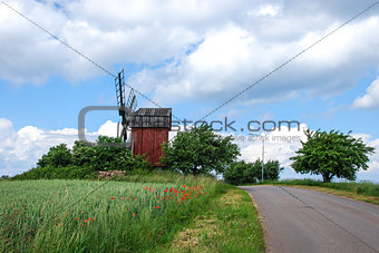 Windmill at roadside