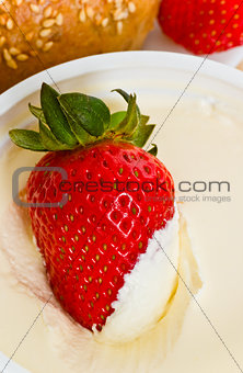 strawberry in sour cream