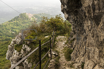 The trail north to the Campo dei Fiori