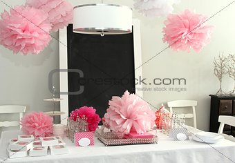 Baby girl shower table