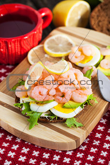 Fresh sandwich with shrimp and egg