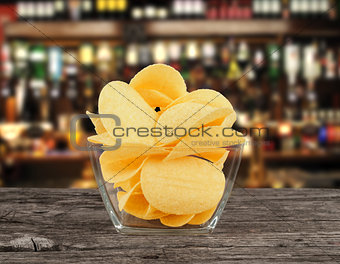 The image of the potato chips in bowl