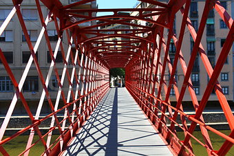red Bridge perspective