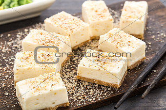 Sweet cheesecake with almond