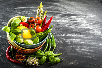 Fresh vegetables in a bowl