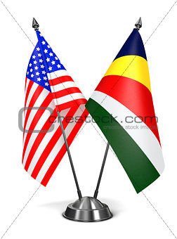 USA and Seychelles - Miniature Flags.