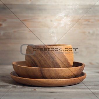 Empty bowl with hot steams 