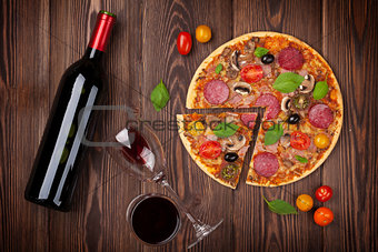Pizza and red wine
