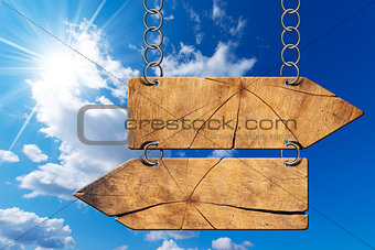 Wooden Directional Sign - Two Arrows with Chain