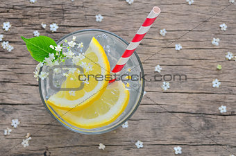 Elder lemonade