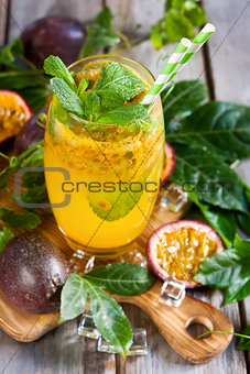 Passionfruit lemonade