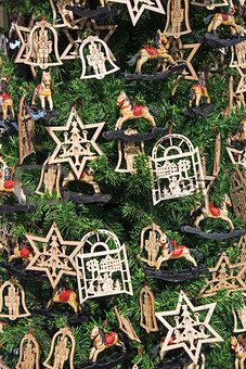 Christmas tree detail