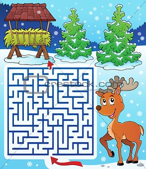 Maze 3 with hay rack and reindeer