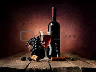 Grape in basket with wine