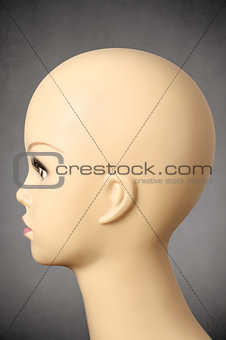 Side view of a female manikin head
