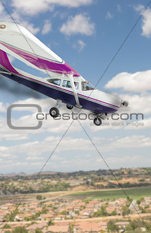 Cessna 172 With Smoke Coming From The Engine Heading Down