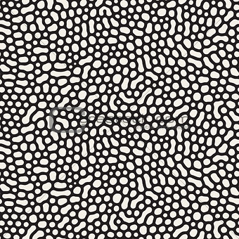 Vector Seamless Black and White Organic Rounded Jumble Circles Texture