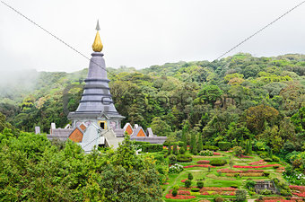 Phra Mahathat Napapolphumisiri pagoda