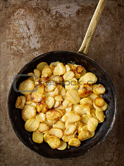 rustic golden german pan fried potato bratkartofflen