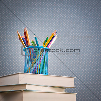 Multicolor pencils set