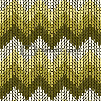 Knitting seamless zigzag pattern in warm muted colors