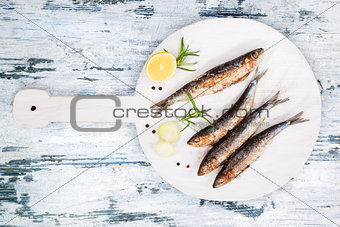 Grilled sardines. 