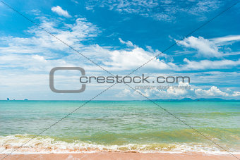 Stunning tropical view of the clouds and the sea in good sunny w
