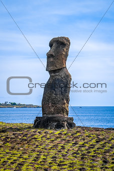 Moai statue, ahu akapu, easter island