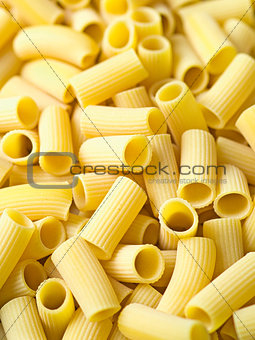 uncooked italian rigatoni pasta