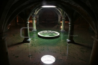 Unreal vaults reflection in water