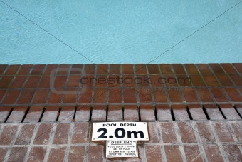 pool depth sign 