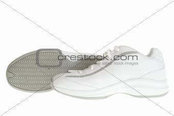 Basketball shoe pair