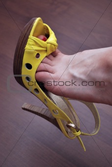 Sexy yellow shoes