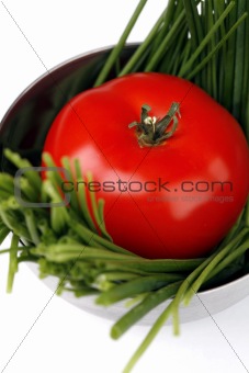 tomato and spring onion