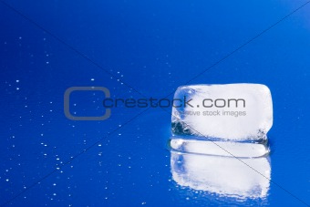 Ice cube  (YM)